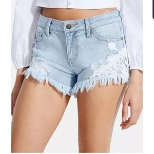 GUESS DIANA MID RISE CROCHET DENIM SHORTS SZ 31